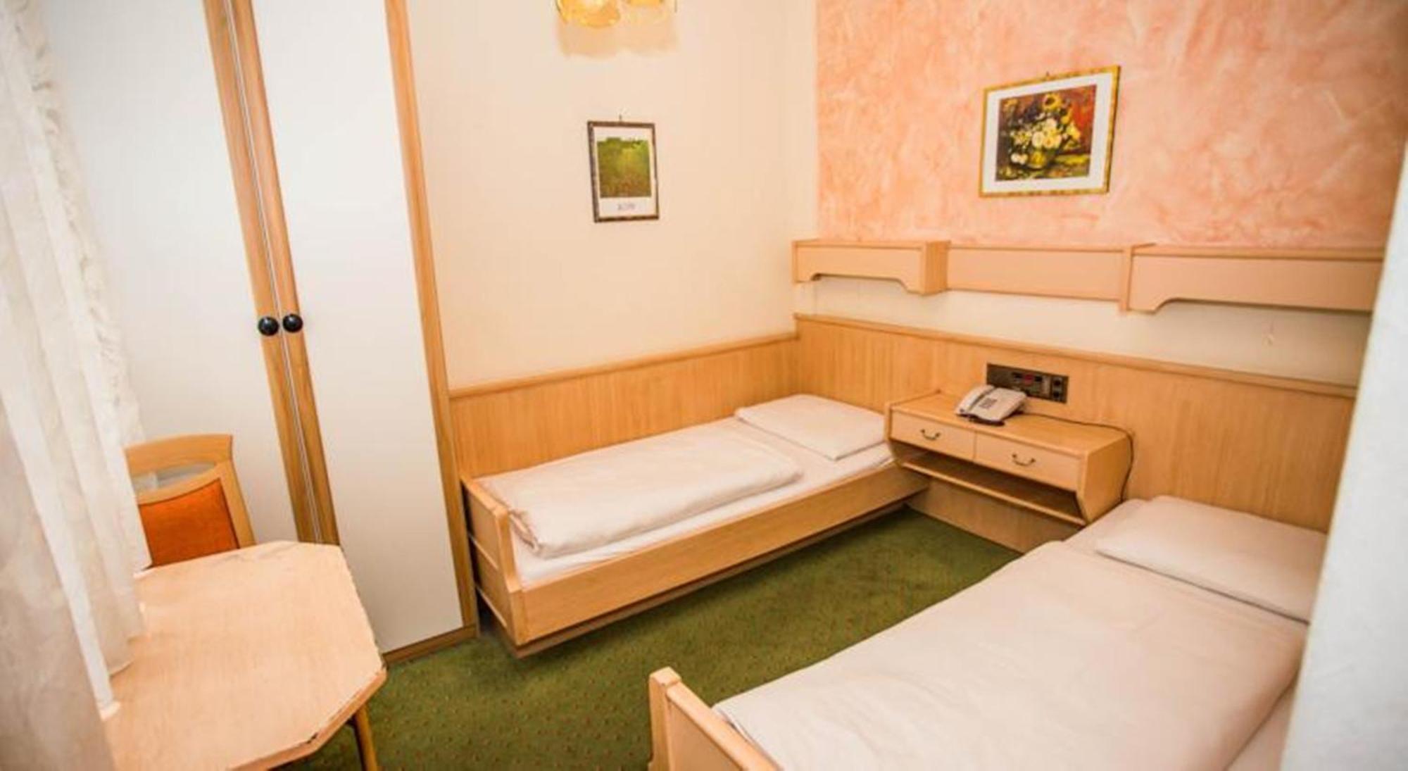 Hotel Hadrigan Вена Экстерьер фото