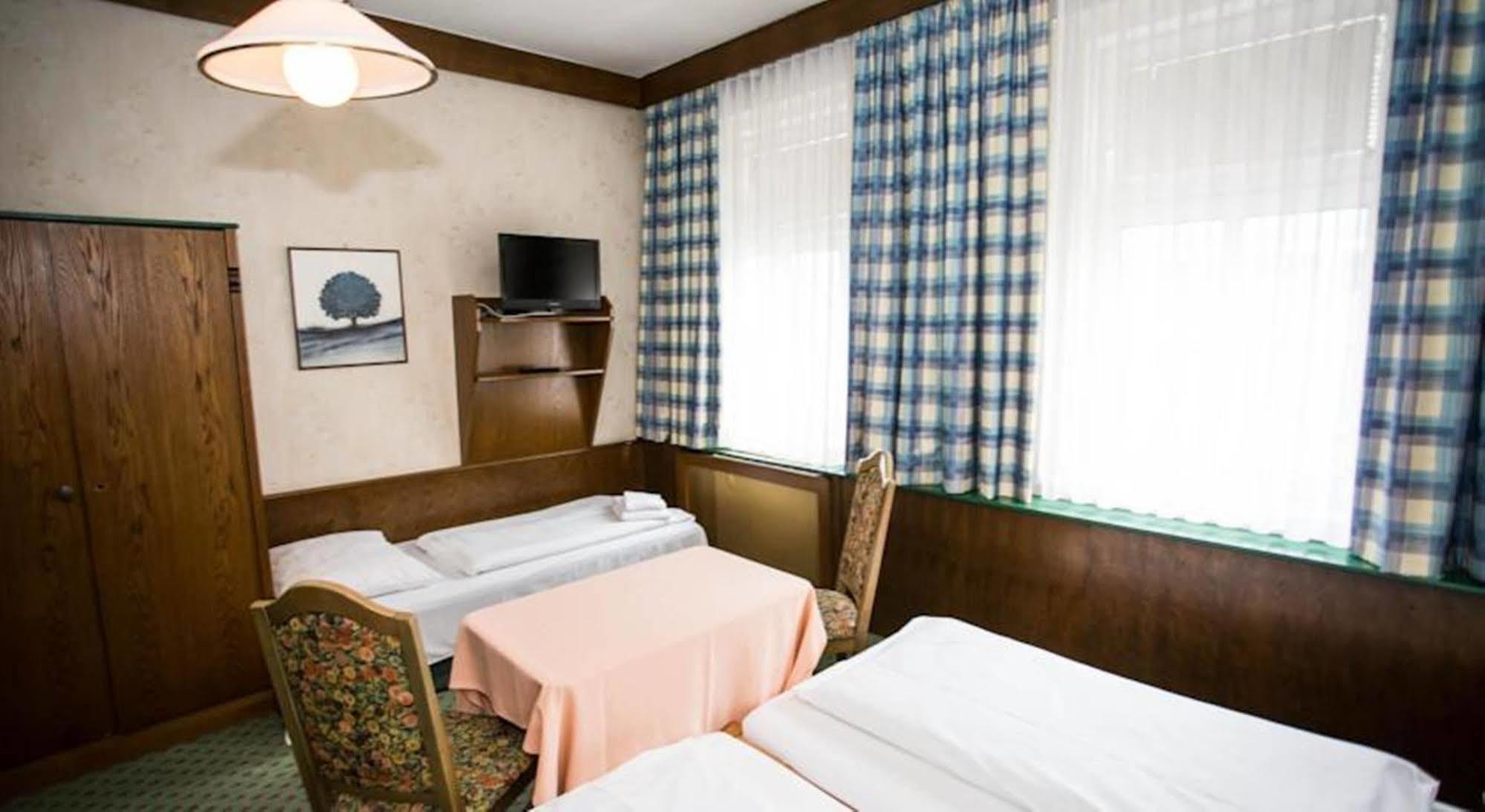 Hotel Hadrigan Вена Экстерьер фото