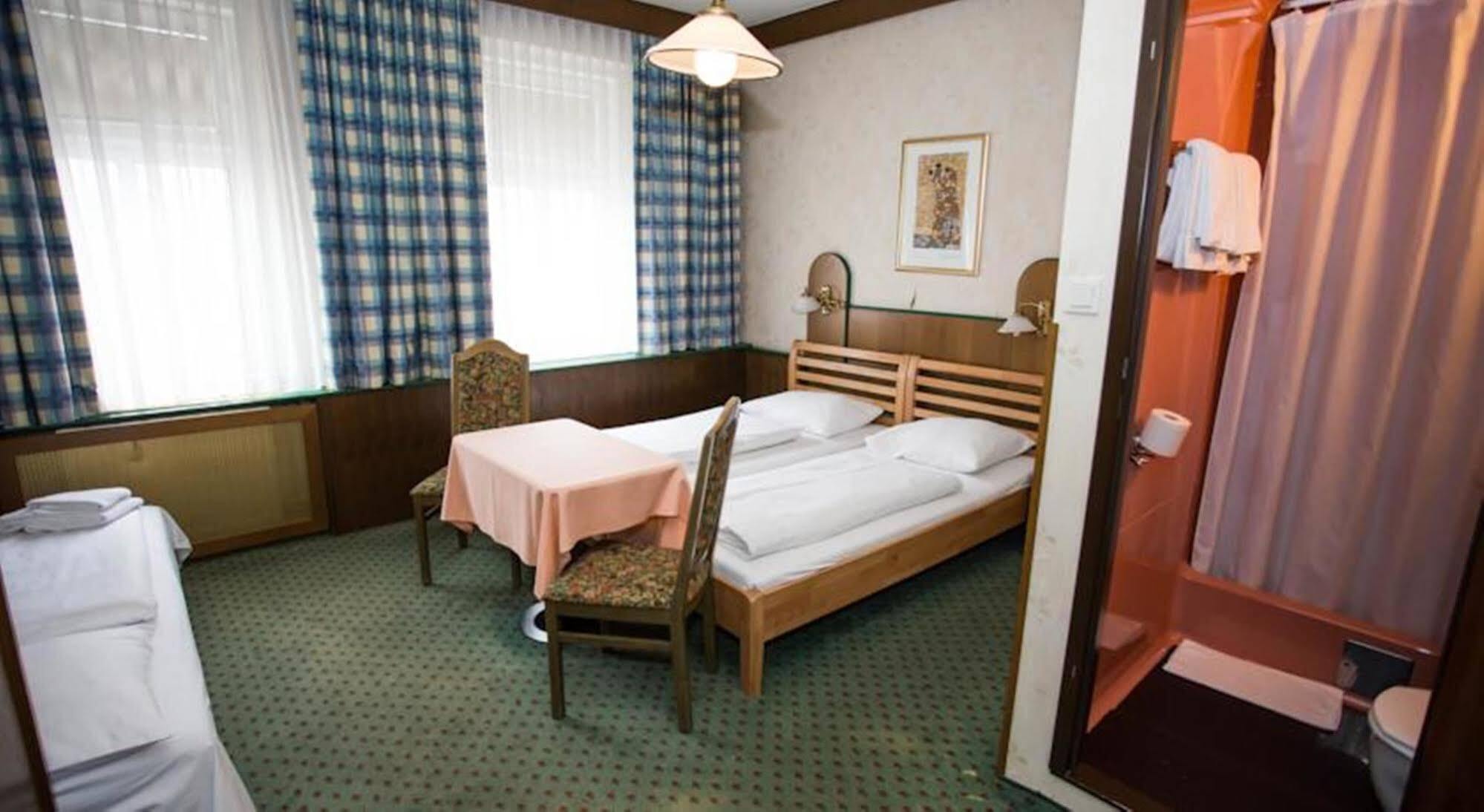 Hotel Hadrigan Вена Экстерьер фото